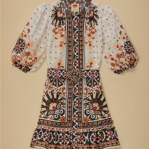 Flower Fan Tapestry Off-White Mini Dress Size Medium